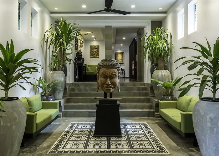 Hotel The Community - 4*
