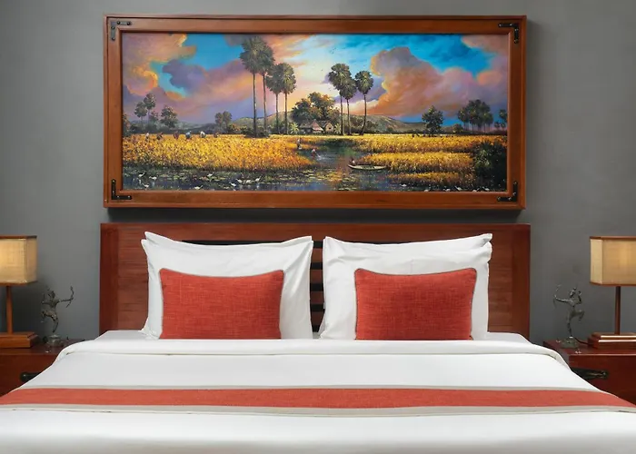 The Community - Hotel