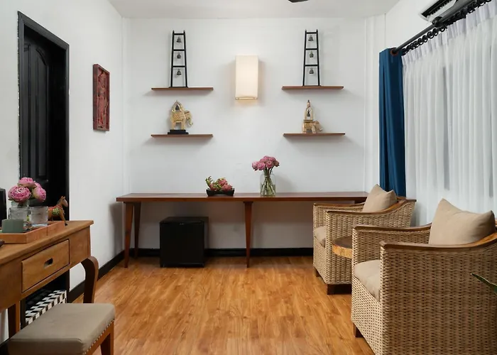 Hotel The Community -