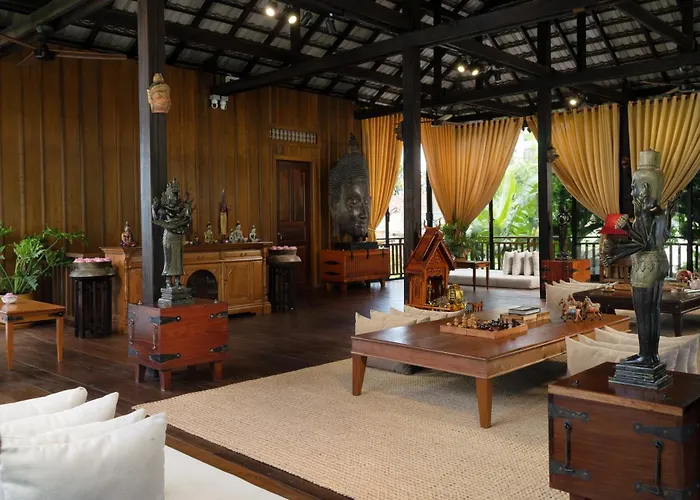Hotel The Community - 4*