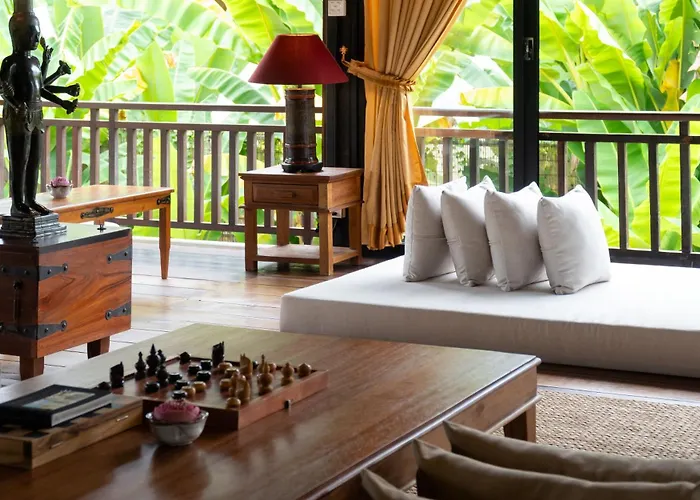 Hotel The Community -
