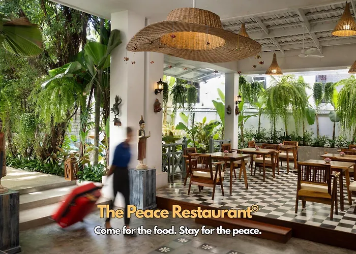 Hotel The Community - 4*