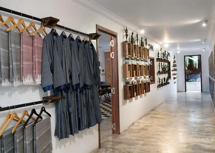 The Community - 4* Siem Reap